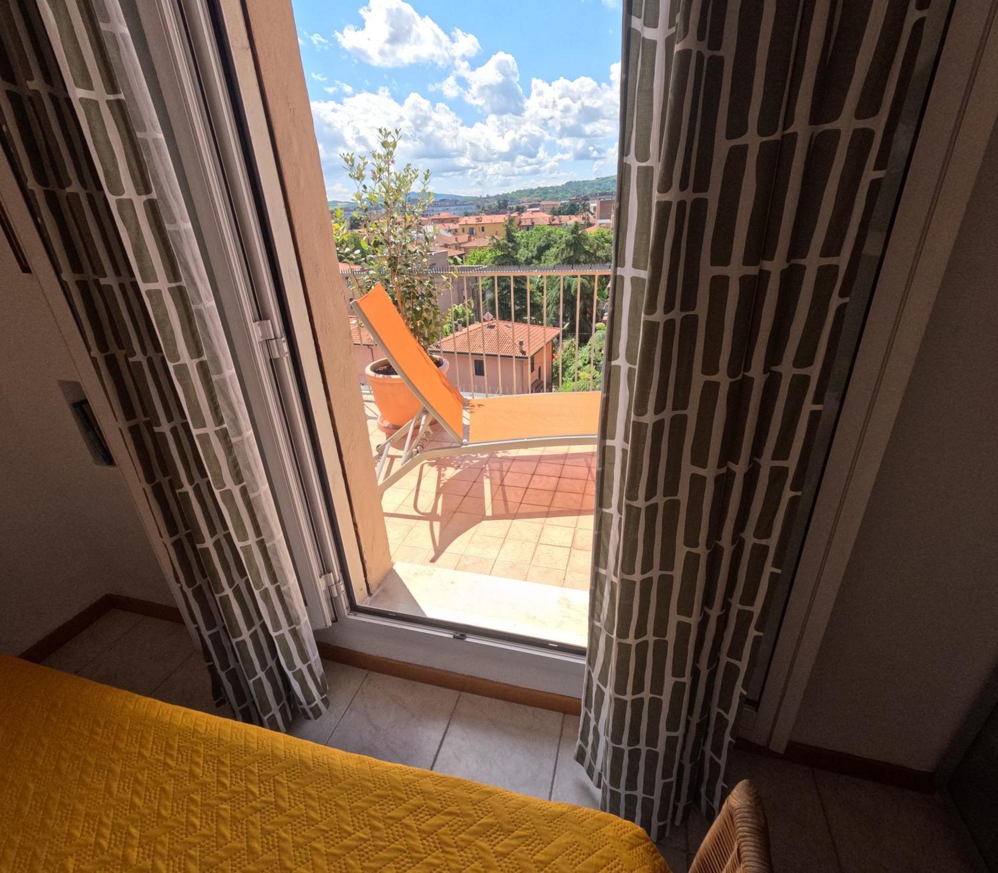 Bellavista Panoramic Terrace Appartamento Con Terrazza Zona Sant Orsola Болонья Экстерьер фото